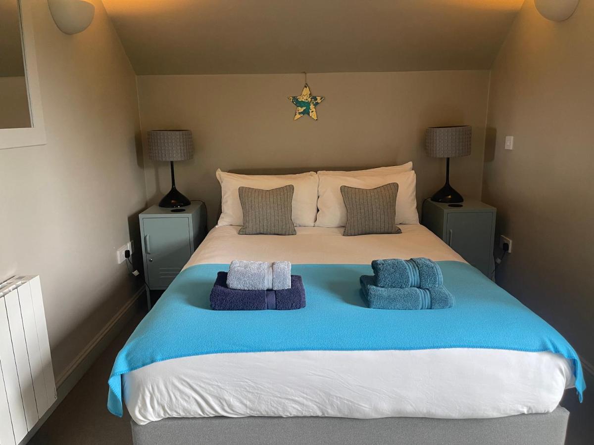 Carp'S Rise Cottage Somerford Keynes Zewnętrze zdjęcie